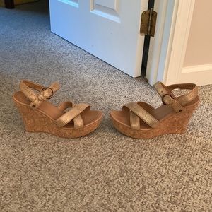 Ugg gold tan leather wedge platform ankle strap sandals 8.5